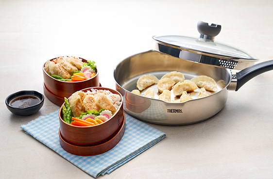 Gyoza with Blanched Vegetables