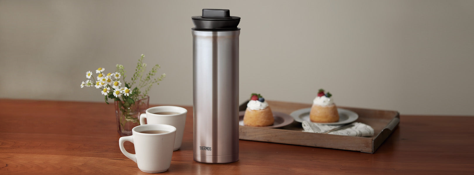 Carafe with Strainer